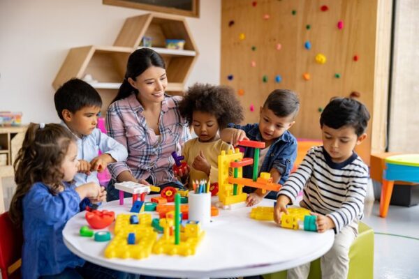 7 Tiêu Chí Chọn Đồ Chơi Trí Tuệ Phù Hợp